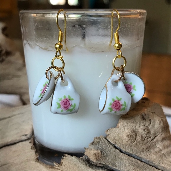Handmade tea set earrings - Picture 1 of 4